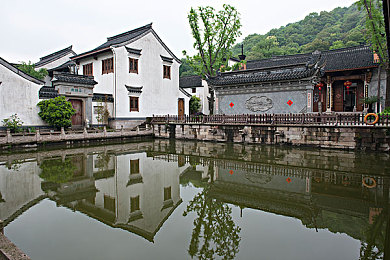 17cc吃瓜网最新爆料是真的吗：《极限竞速地平线》复古未来DLC传闻深度解析，新车辆与新赛道前瞻-3