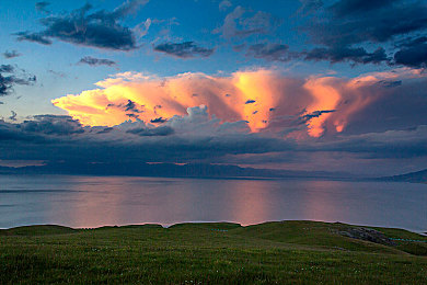 网站下载3.0.3免费oppo版大全装扮:极速改装王全新版本上线,打造个性化赛车新体验-2