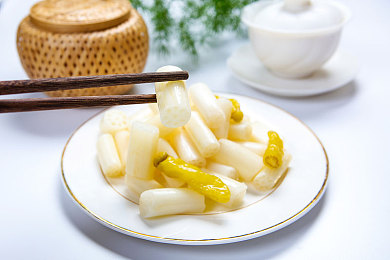 亚洲一区中文：极限竞速地平线5东方赛道攻略，沉浸驾驶体验与联机技巧全解析-1