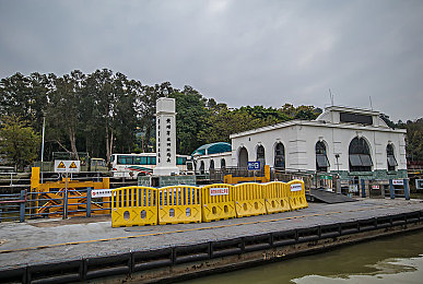 网站你懂我的意思：《极限竞速地平线5》今日评测，虚拟车库如何重塑汽车文化体验-2