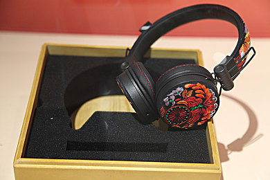 双人床上打扑克网站：默契驱动，策略竞速，双人协作赛车游戏革新玩法今日上线-5