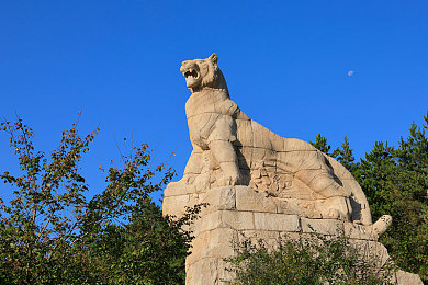 福利宝藏导航：周五限时宝藏潮汐开启，顶级座驾与隐藏资源获取全攻略-2