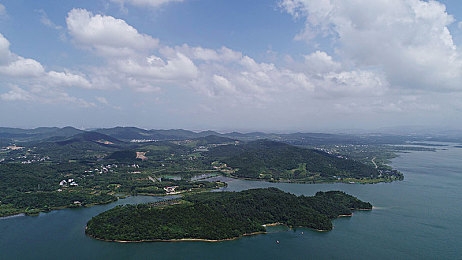 sM玩奴丨ⅤK：极致拟真赛道，以技术征服速度的硬核驾驶哲学-3