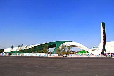 aqdyen社保片:极速车间,从零到冠的拟真驾驶传奇-4