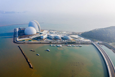 xax manta uzun, haya, uzun360：极速谜踪，动态赛道与隐藏密码的终极竞逐-2