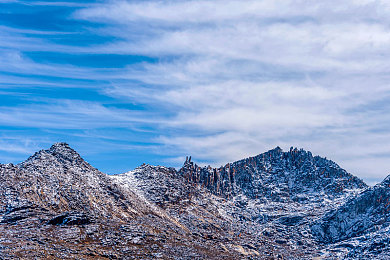 国产成人福利AV:极速狂飙以极致视听体验与硬核操控,重塑国产赛车游戏标杆-3