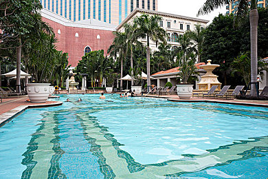 男生和女生一起做情迷的事情软件：极速心跳，双人共舞，赛道交织的情感协奏曲-4