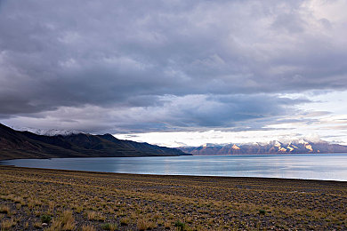 抖音风弹力插每日大赛:街头弹射新游火爆,物理竞速挑战每日刷新-1