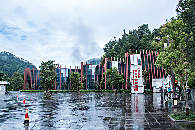 A∨电影：速度尽头，视觉史诗，地平线5重塑赛车游戏美学-3