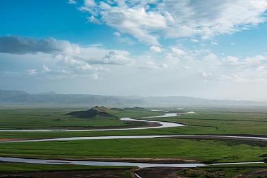 晃色软件：霓虹赛道疾驰，代码调校开启人车一体竞速新纪元