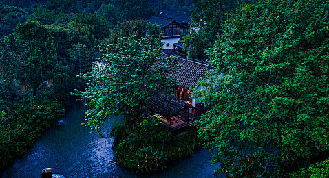 黄色软件破解版无限：极速狂飙全新动态系统上线，驾驭巅峰状态征服未来赛道-4