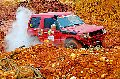 东京热成人版app下载：霓虹夜幕下的终极对决，东京街头赛车新作今日正式发布