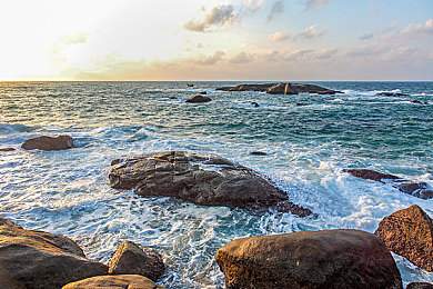 黄色软件app下载3.0.3oppo装妆2023：霓虹飞驰，幻影改装，指尖赛道革命-2