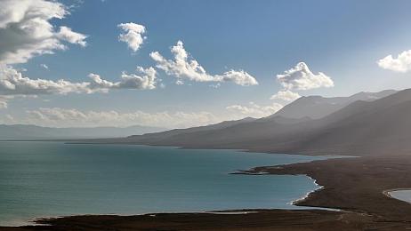 国产AVTV：巅峰速度战术载具评测，近未来国产赛车游戏融合竞速与策略新玩法