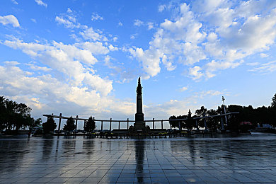 日本三不卡：驾驭日系性能猛兽，地平线赛道体验极致流畅操控