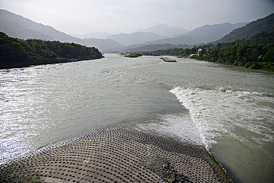 推特9.1免费版：地平线5全新社交竞速体验，打造车手专属分享平台