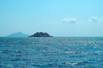 oppo破解版：揭秘极速都市隐藏玩法，高阶技巧解锁赛车性能新境界-3