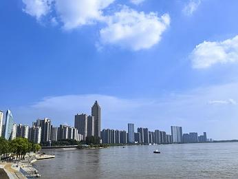 男女操的软件：双人共驾新游发布，极致协作挑战传统赛车游戏体验