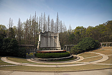 男生把小困困进女生困里游戏：双车协作破谜题，驾驶默契共闯关新体验-3