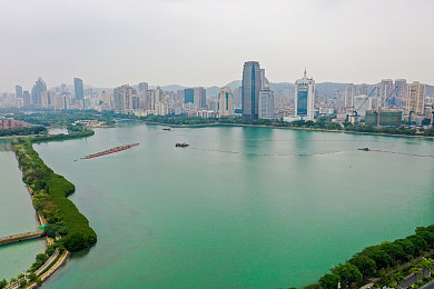 农村野外树林BBW：驾驭钢铁猛兽，征服虚拟山林，体验极致越野模拟-3