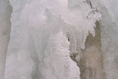 男生把：虚拟引擎轰鸣，现实公路启程的终极驾驭幻想