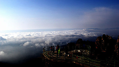 男生把困在女生困困里：双车共生共舞，以困境为桥共驭赛道风云-2