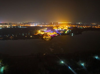 性福利网：霓虹城赛车风云，地下网络争霸改装之旅-2