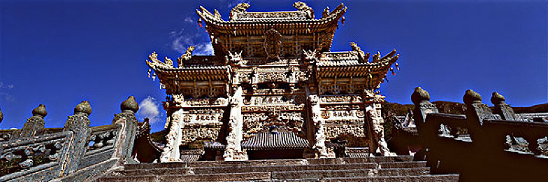 成人片av：极速驾驭，心智与技术的双重狂飙之旅-2