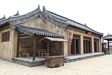 黄色软件app下载免费oppo版大全装扮：极速改装王全新版本上线，三步打造你的冠军级梦幻座驾-5