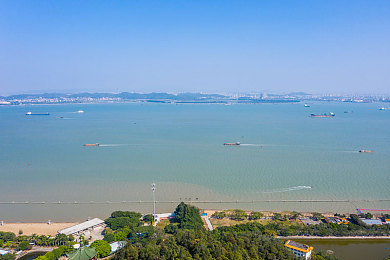 男同里0的心理：副驾驶的隐形引擎，赛道上的心理协奏曲-2