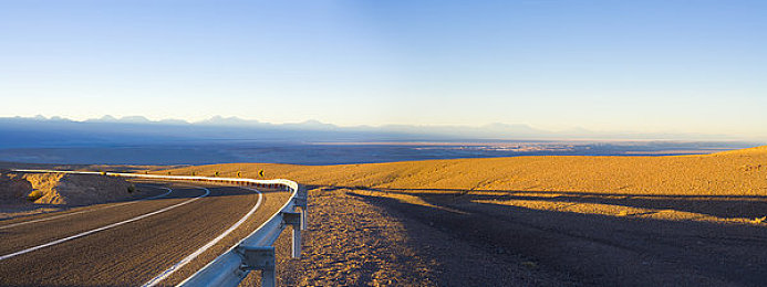 人人干人人色:赛道调色盘,竞速与色彩的征服之战-3