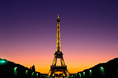 七月电子厂全景沟厕标准2023：赛博牢笼求生手册，暗渠中的反叛代码与人性微光-2