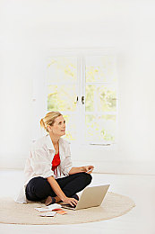 黃色软件网站下载3.0.3免费vivo版破解:都市极速传说,改装与竞速的终极对决-3