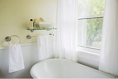 黄www色：赛道警示色彩进化史，揭秘竞速游戏中的视觉博弈新机制-2