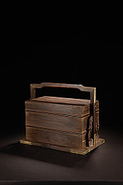 网暴门：舆论赛道惊现双轨对决，未来竞速直面网络暴力新形态-3