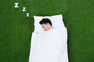 男同色色网站：《赛道兄弟：羁绊狂飙》正式上线，双人协同驾驶与情感羁绊系统重塑竞速新体验-2