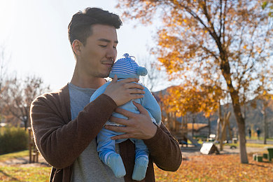 女人口男人鸡巴APP：极速交响，战术轰鸣，赛道上的指挥与引擎协奏曲-3