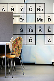 桥本香莱:虚拟赛车新作上线,融合角色养成的东京湾极速对决今日开启-4