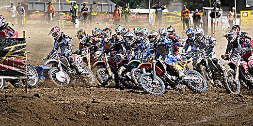 黄色软件下载免费装扮2023:霓虹涂装与玛雅图腾,墨西哥赛车文化深度巡礼-2