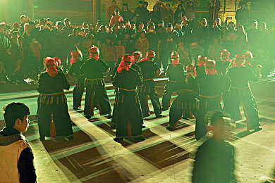 男生和女生做差差事情app:双车协同颠覆传统竞速,极速搭档开启差异互补新玩法-3