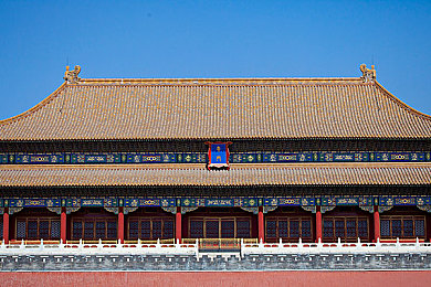 法国人与动物logo:狮魂引擎,百年徽章竞速诗篇-3