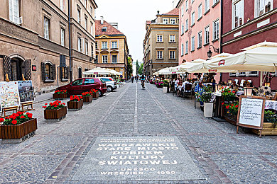 当原神女角色失去尊严：原神角色强度再引热议，版本环境如何考验玩家策略深度