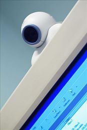 男男最刺激同性性无套:硬核竞速新作今日上线,无辅助双人对决引爆纯粹驾驶热潮-4