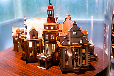 三级产区和二级产区的区别及优缺点：《极速经济圈》资源战略深度解析，冠军车队如何布局产线