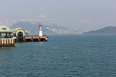 女生和男生一起查查查：双人同心极速闯关，协作解谜共赴终点-2