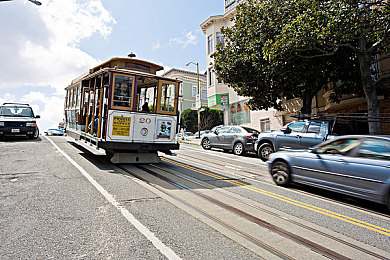 xrk：代码驱动的极速赛道，编程与竞速的数字融合