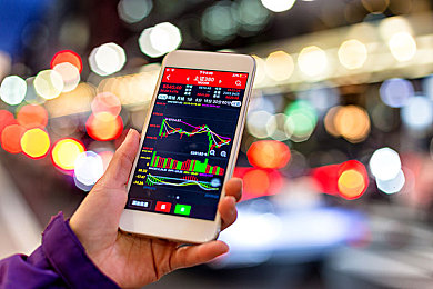 女生和男生差差软件：赛车游戏角色属性革新，性别差异化设计引爆战术竞速新潮流-2