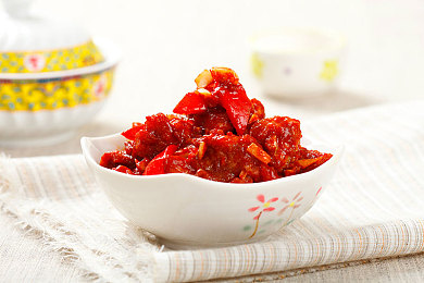 男人和女人一起差差差的aPP：双人协作竞速新体验，差异化设计打造默契赛道