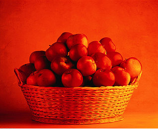 麻豆精东：霓虹街巷，极速匠心的钢铁诗篇-3