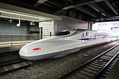 前夫现任和我玩3p:虚拟赛道上的情感超车,速度与关系的双重博弈-4